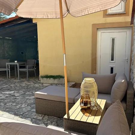 Tiny House For Two In - Cres Island Διαμέρισμα